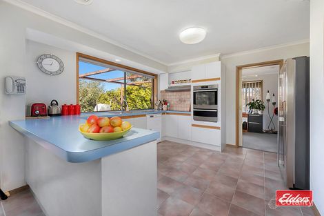 Property photo of 9 Somerset Drive Yarrawonga VIC 3730