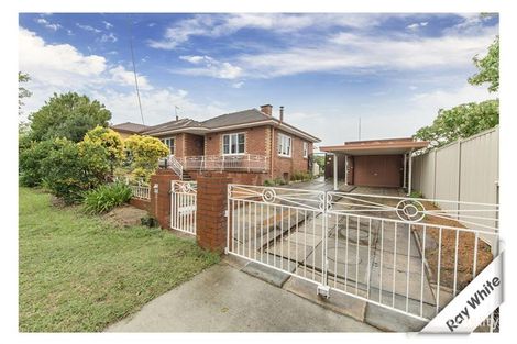 Property photo of 1 Hazelwood Street Karabar NSW 2620