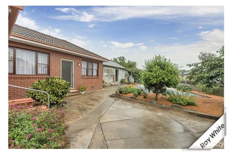 Property photo of 1 Hazelwood Street Karabar NSW 2620