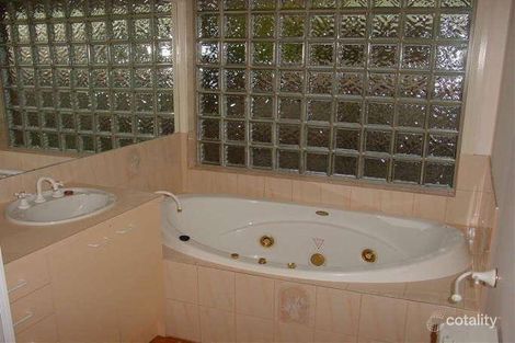 Property photo of 10 Peterho Boulevard Point Lonsdale VIC 3225