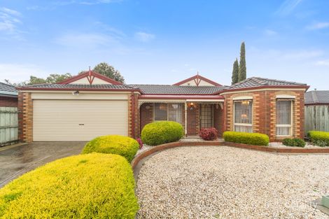 Property photo of 8 Fernwren Place Carrum Downs VIC 3201