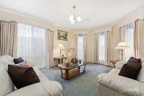 Property photo of 8 Fernwren Place Carrum Downs VIC 3201