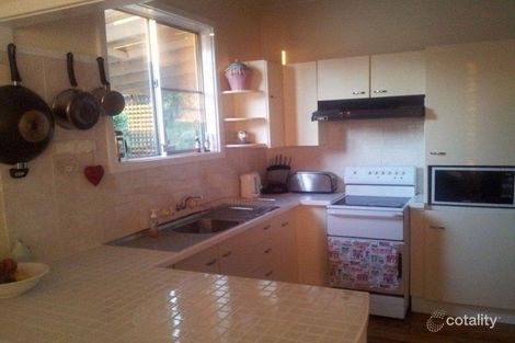 Property photo of 46 Bareki Road Eleebana NSW 2282