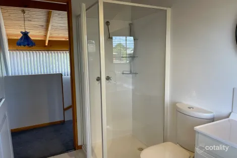 Property photo of 15 Roberts Street Triabunna TAS 7190