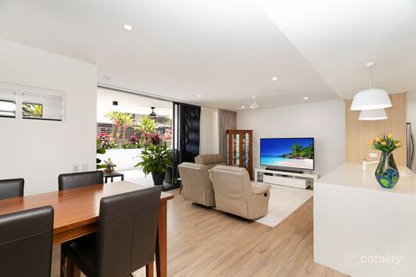 205/66 Bay Tce, Wynnum, QLD 4178