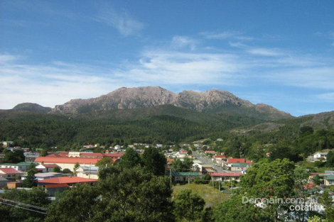 Property photo of 34 Esplanade Queenstown TAS 7467