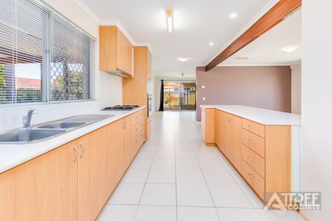 Property photo of 21 Ailsworth Court Thornlie WA 6108