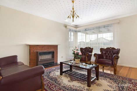 Property photo of 17 Chaumont Drive Avondale Heights VIC 3034
