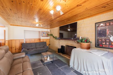 Property photo of 5 Amelia Close Beaconsfield VIC 3807