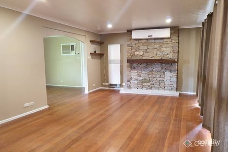 Property photo of 6 Rossdale Street Craigieburn VIC 3064