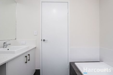 Property photo of 27 Hydrangea Road Treeby WA 6164