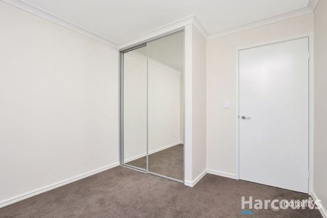 Property photo of 27 Hydrangea Road Treeby WA 6164