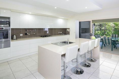 Property photo of 18 Rhodium Crescent Hope Island QLD 4212