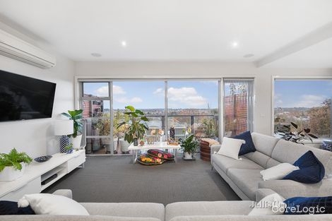 Property photo of 2/22 Napier Street Black Hill VIC 3350