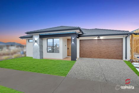 Property photo of 16 Prunus Crescent Fraser Rise VIC 3336