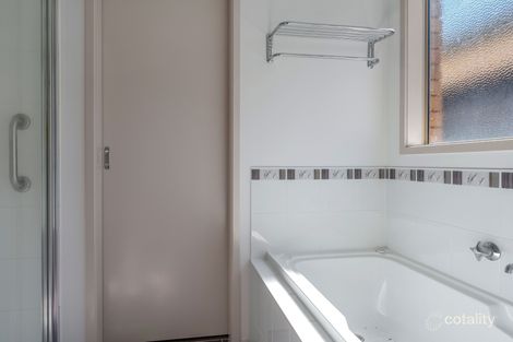 Property photo of 13 Dawson Crescent Manor Lakes VIC 3024