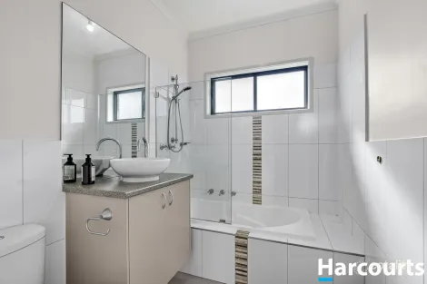 Property photo of 8 Carolanne Drive Drysdale VIC 3222