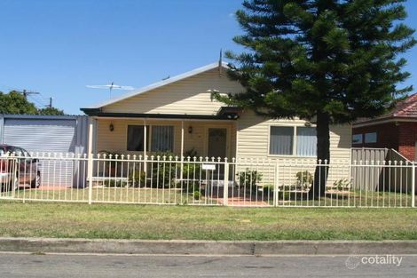 32 Queen St, Guildford West, NSW 2161