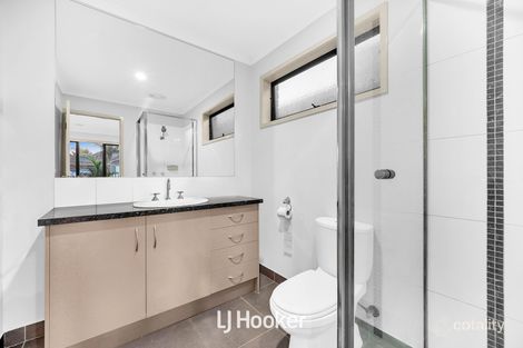 Property photo of 12 Maddock Drive Cranbourne East VIC 3977