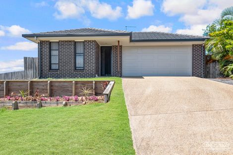 42 Cook Ave, Pacific Heights, QLD 4703