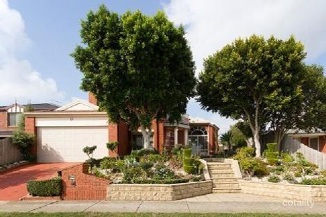 Property photo of 19 Vivienne Way Berwick VIC 3806