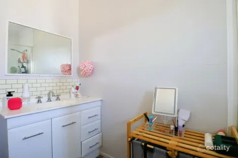 Property photo of 12 Beitz Street Roma QLD 4455