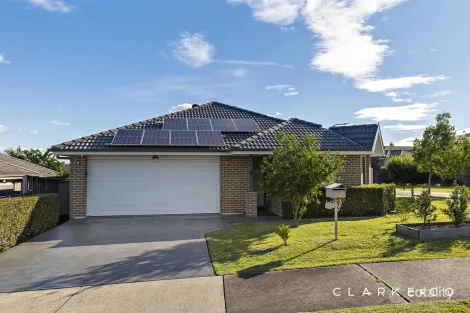 2 Oystercatcher St, Aberglasslyn, NSW 2320
