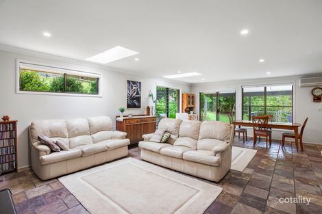 Property photo of 3 Roxburgh Close Glenning Valley NSW 2261