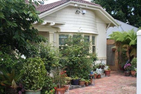 2 Orchard St, Brighton, VIC 3186