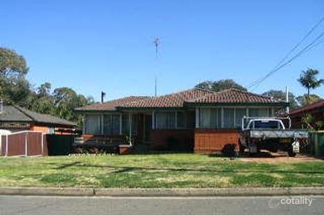 9 Amaroo Ave, Georges Hall, NSW 2198