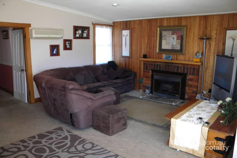 Property photo of 8 Hardinge Avenue Newnham TAS 7248