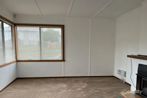 Property photo of 1/4 Amundsen Crescent Warrane TAS 7018