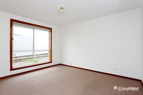 Property photo of 2/345 Heaths Road Werribee VIC 3030