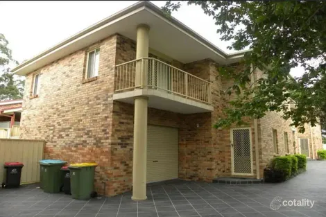 2/5 Howarth St, Wyong, NSW 2259