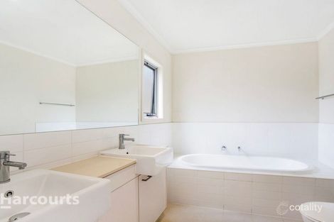 Property photo of 20 Caddies Boulevard Rouse Hill NSW 2155