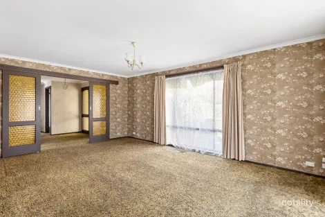 Property photo of 4 Manyung Court Keilor East VIC 3033