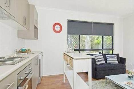Property photo of 2/102 River Hills Road Eagleby QLD 4207