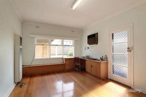 Property photo of 23 Marston Street Bentleigh VIC 3204