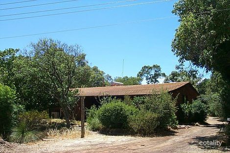 1 James Rd, Kalamunda, WA 6076