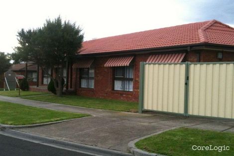 Property photo of 5 Dowling Road Oakleigh South VIC 3167