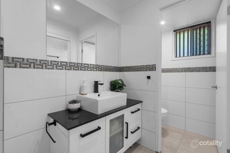 Property photo of 4 Raymond Mount Warren Park QLD 4207