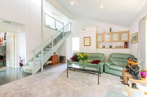 2/15 Devon St, Cheltenham, VIC 3192