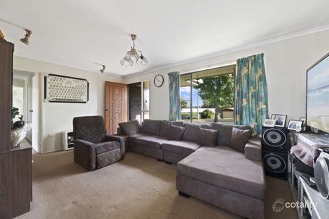 Property photo of 17 Seppelt Street Wilsonton Heights QLD 4350