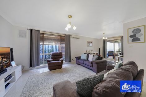 Property photo of 3 Farnborough Court Wattle Grove NSW 2173