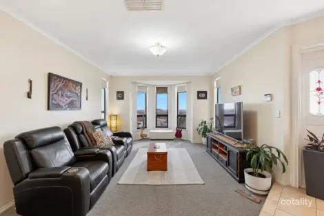 Property photo of 16 Crestview Place Hillbank SA 5112