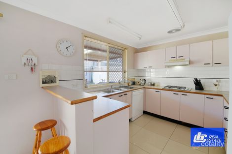 Property photo of 3 Farnborough Court Wattle Grove NSW 2173