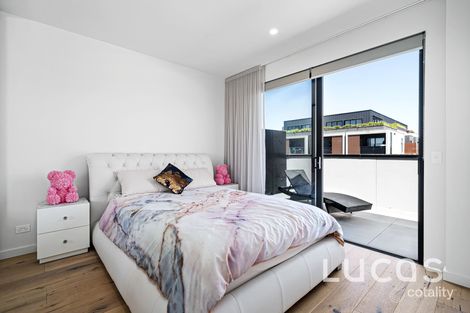 Property photo of 201/15 Hamilton Street Bentleigh VIC 3204