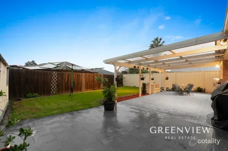 Property photo of 19 Frances Crescent Cranbourne North VIC 3977