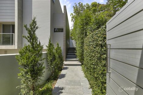 22b Drury Ave, Southport, QLD 4215