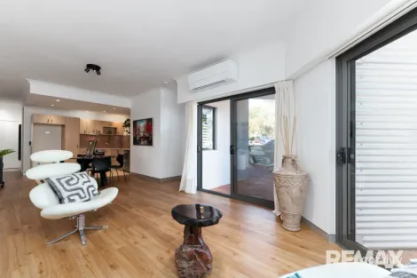 Property photo of 43/6 Walsh Loop Joondalup WA 6027